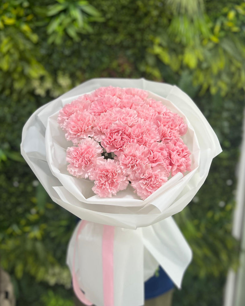 21 pink carnation bouquet